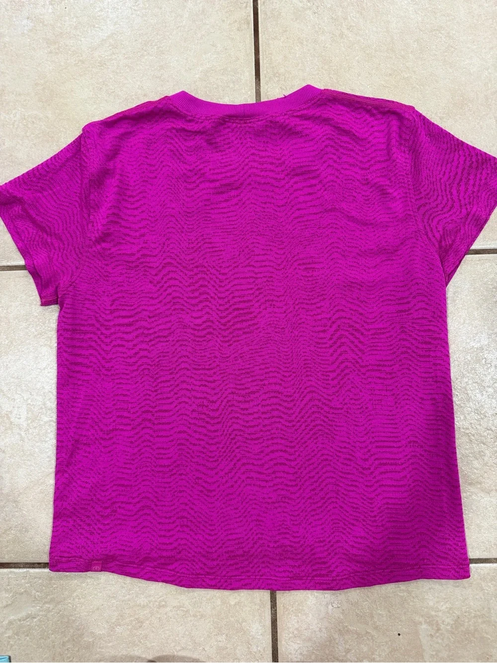 Lululemon Train to Be Seamless Short Sleeve T-Shirt